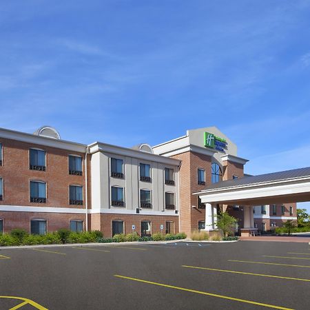 Holiday Inn Express Niles By Ihg Eksteriør billede