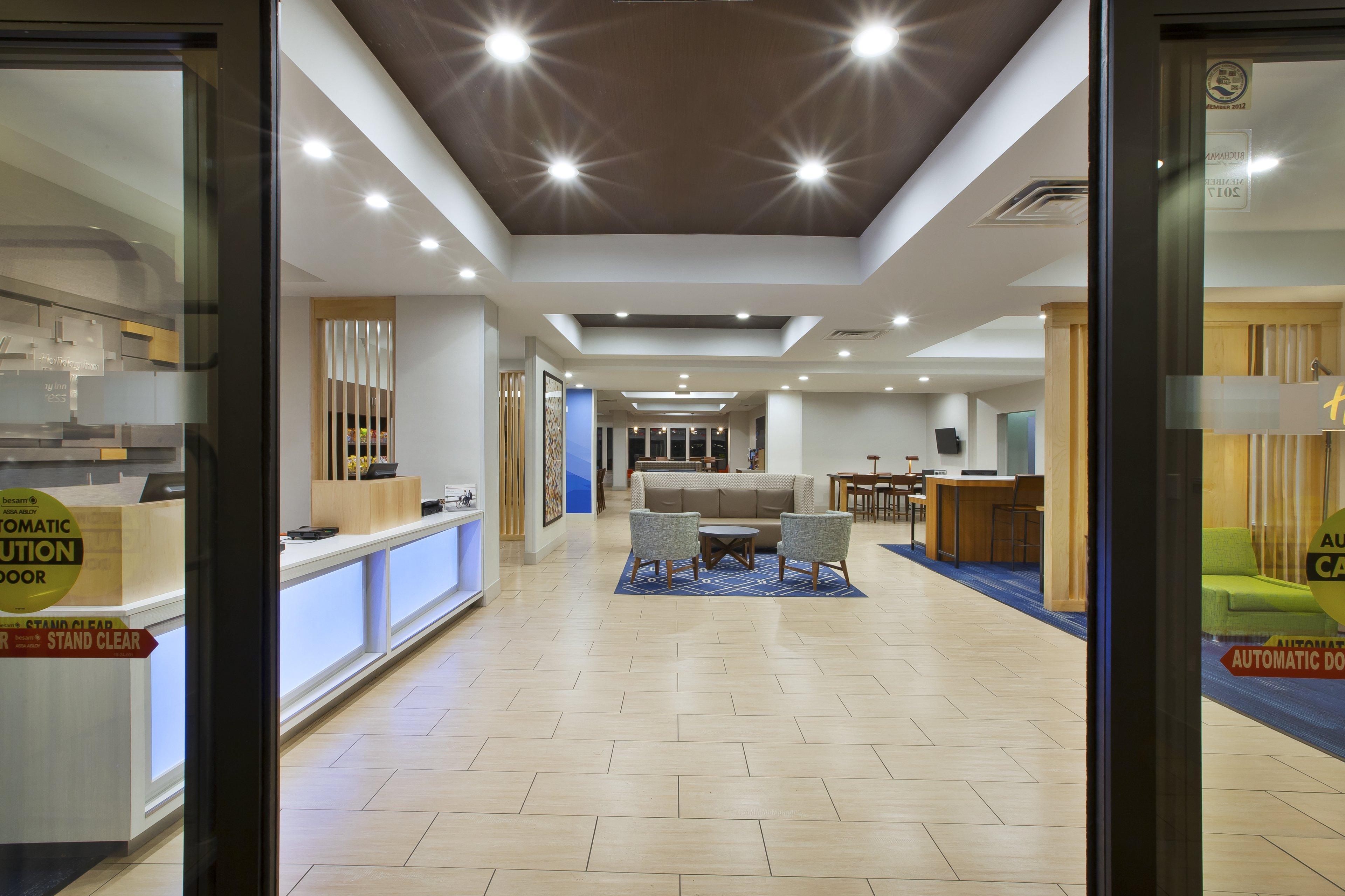Holiday Inn Express Niles By Ihg Eksteriør billede