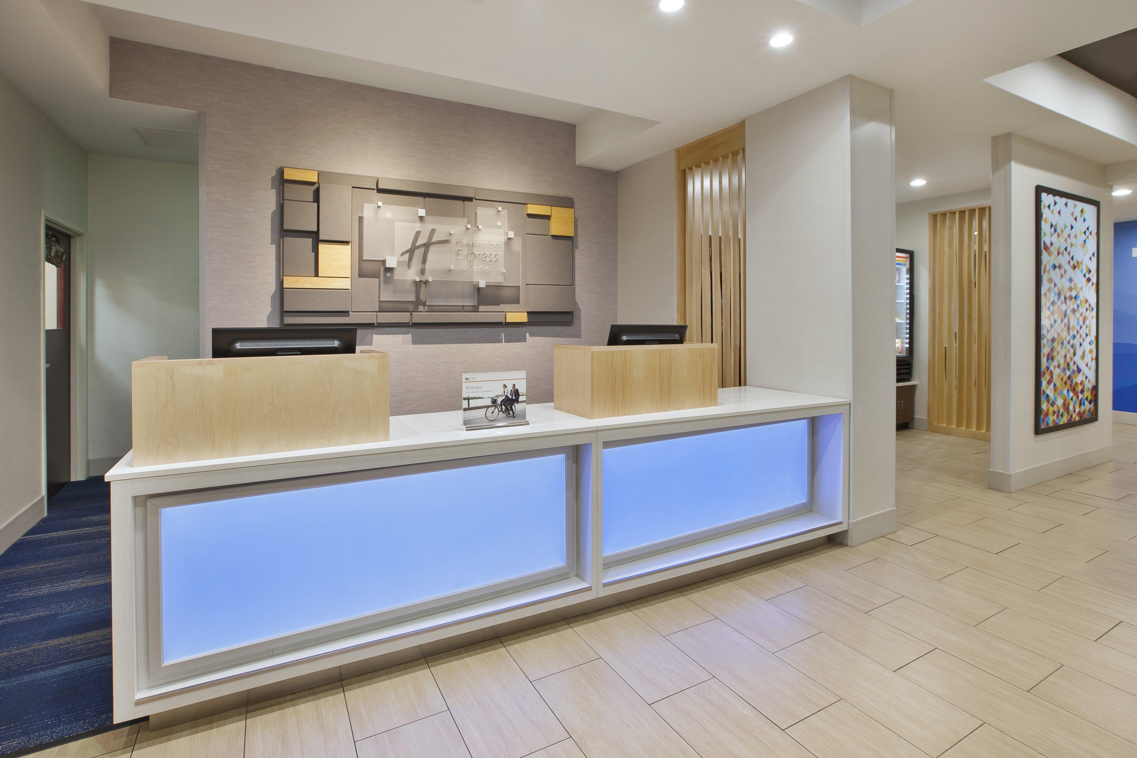 Holiday Inn Express Niles By Ihg Eksteriør billede