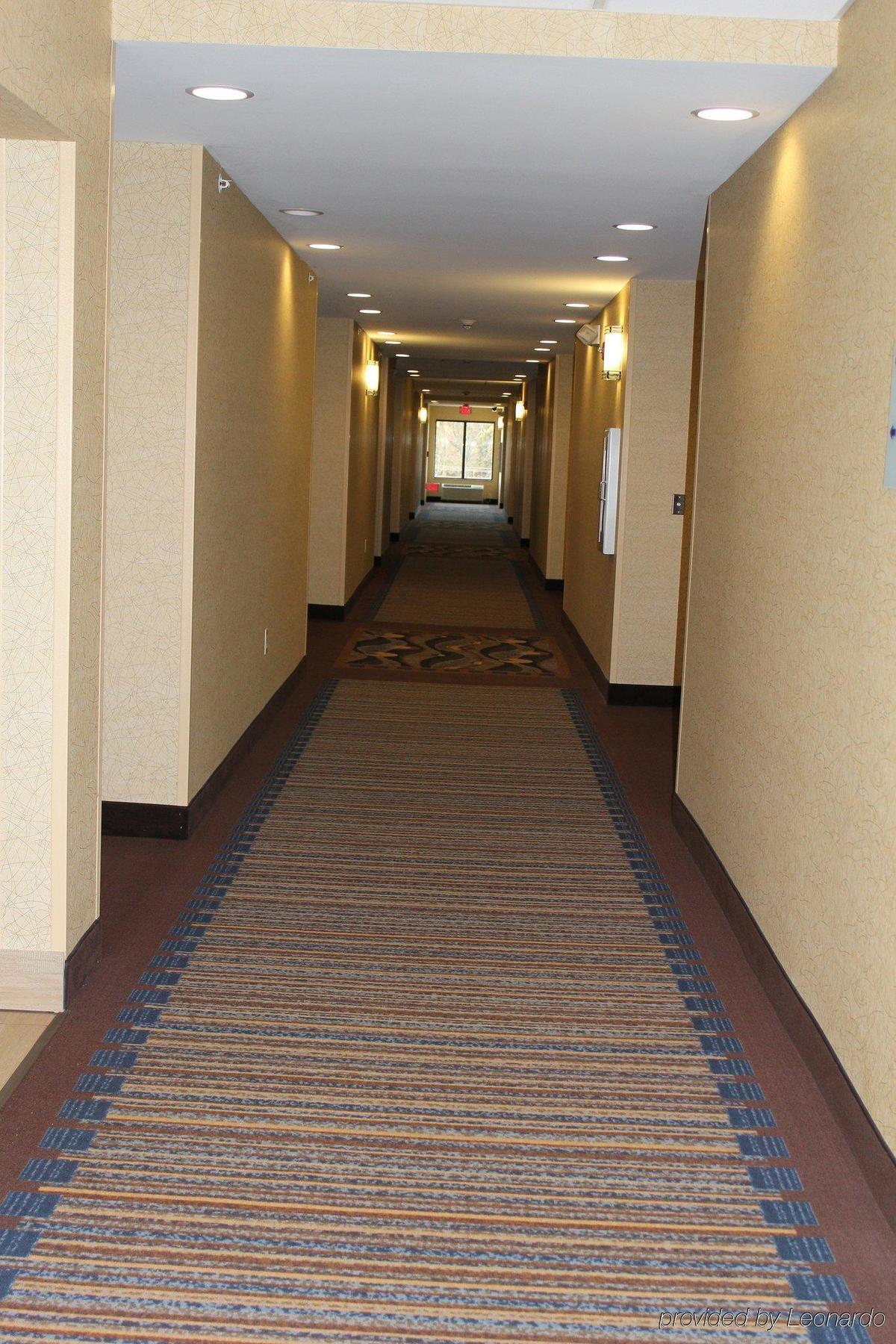 Holiday Inn Express Niles By Ihg Interiør billede
