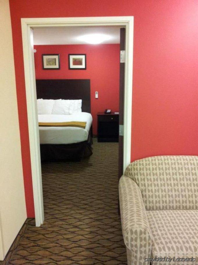 Holiday Inn Express Niles By Ihg Eksteriør billede