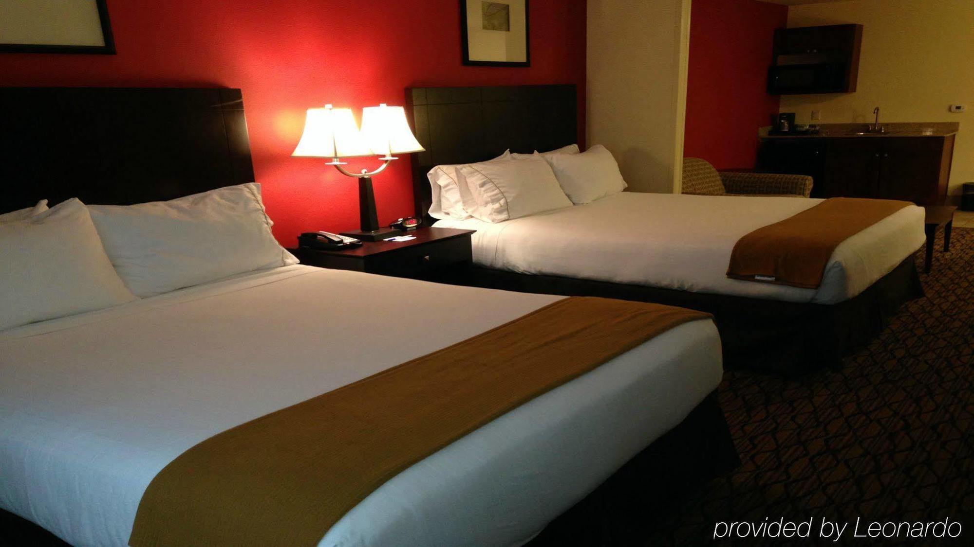 Holiday Inn Express Niles By Ihg Eksteriør billede